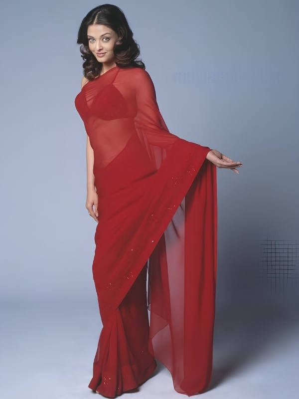 Aishwarya Rai Hot Saree Photos