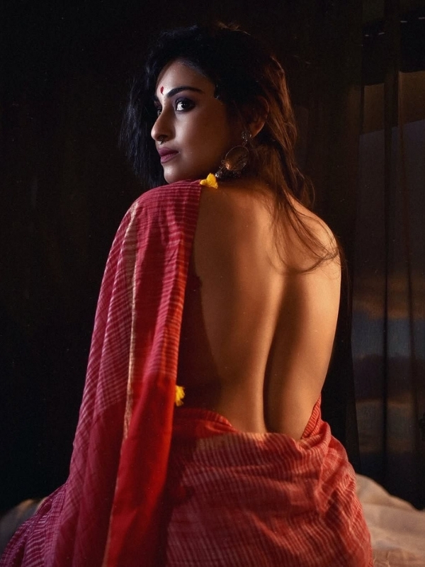 Celebrity Backless Dress Photos