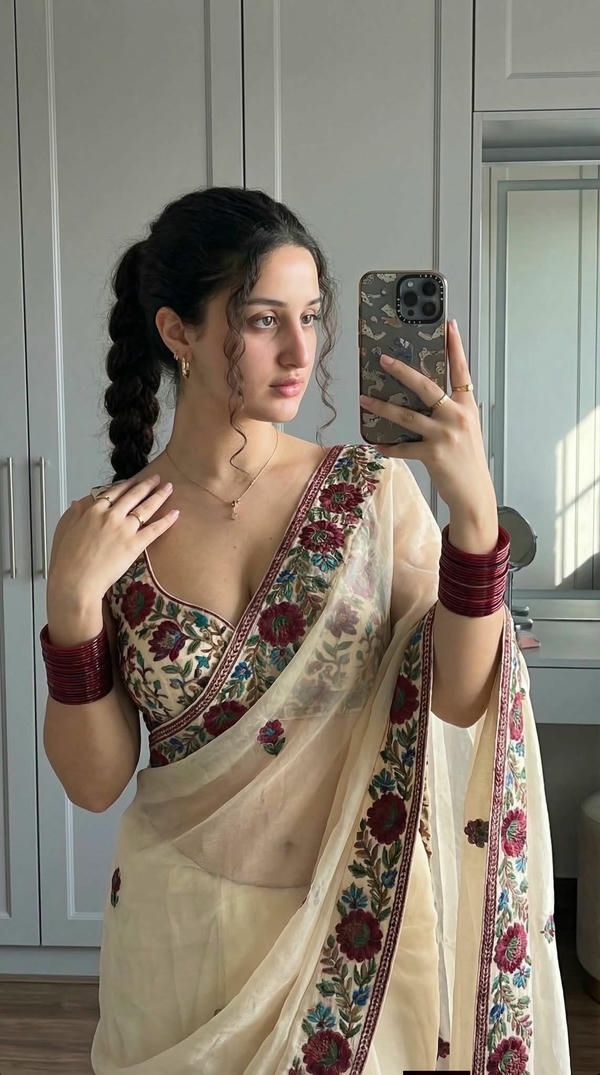 Desi Girl Private Selfie