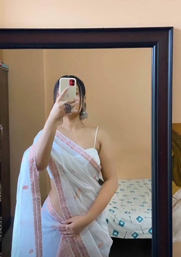 Desi Girl Selfie Full Body