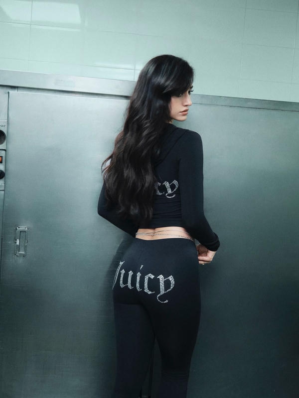 Disha Patani sexy body photos