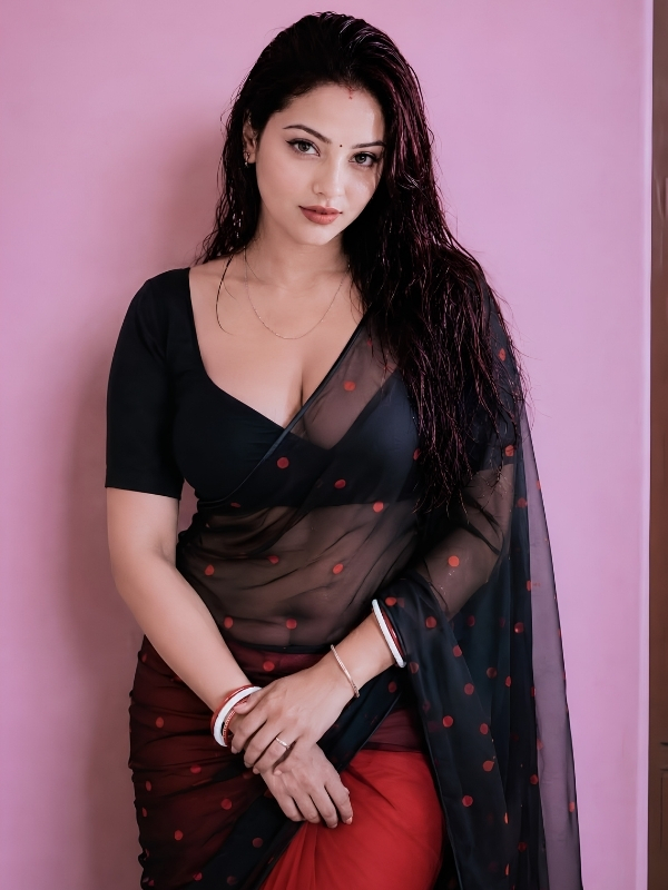 Hot Saree Photos 4K