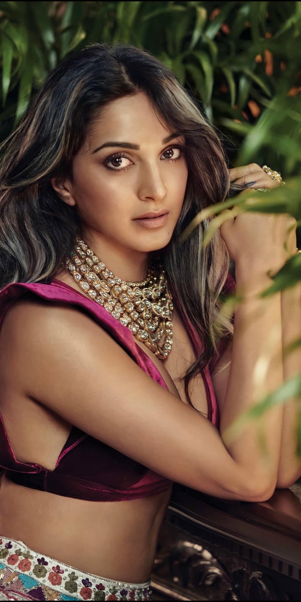 Kiara Advani Backless Dress