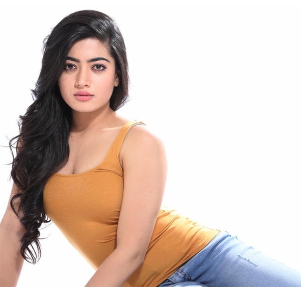 Rashmika Mandanna Hot Photos HD