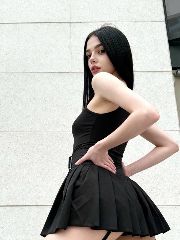 Sexy Mini Dress Photos